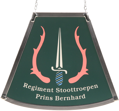 Glas in lood stoottroepen
